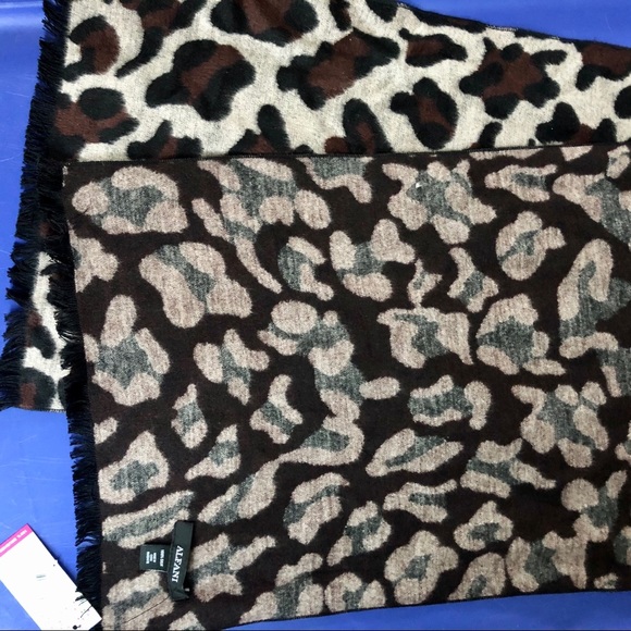 🐆NWT Alfani Scarf - Picture 2 of 3